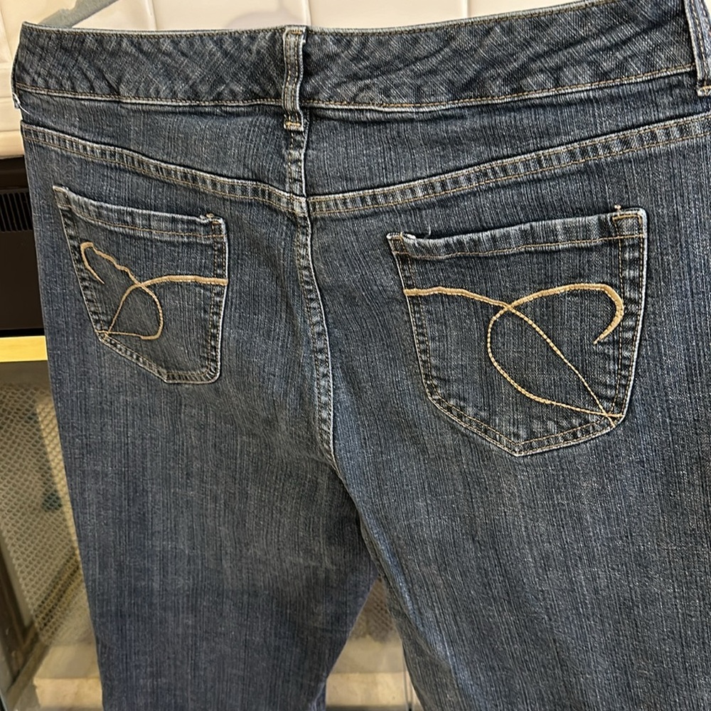 Chicos Short Platinum Denim Jeans Size 3/Large/Short - Picture 8 of 10